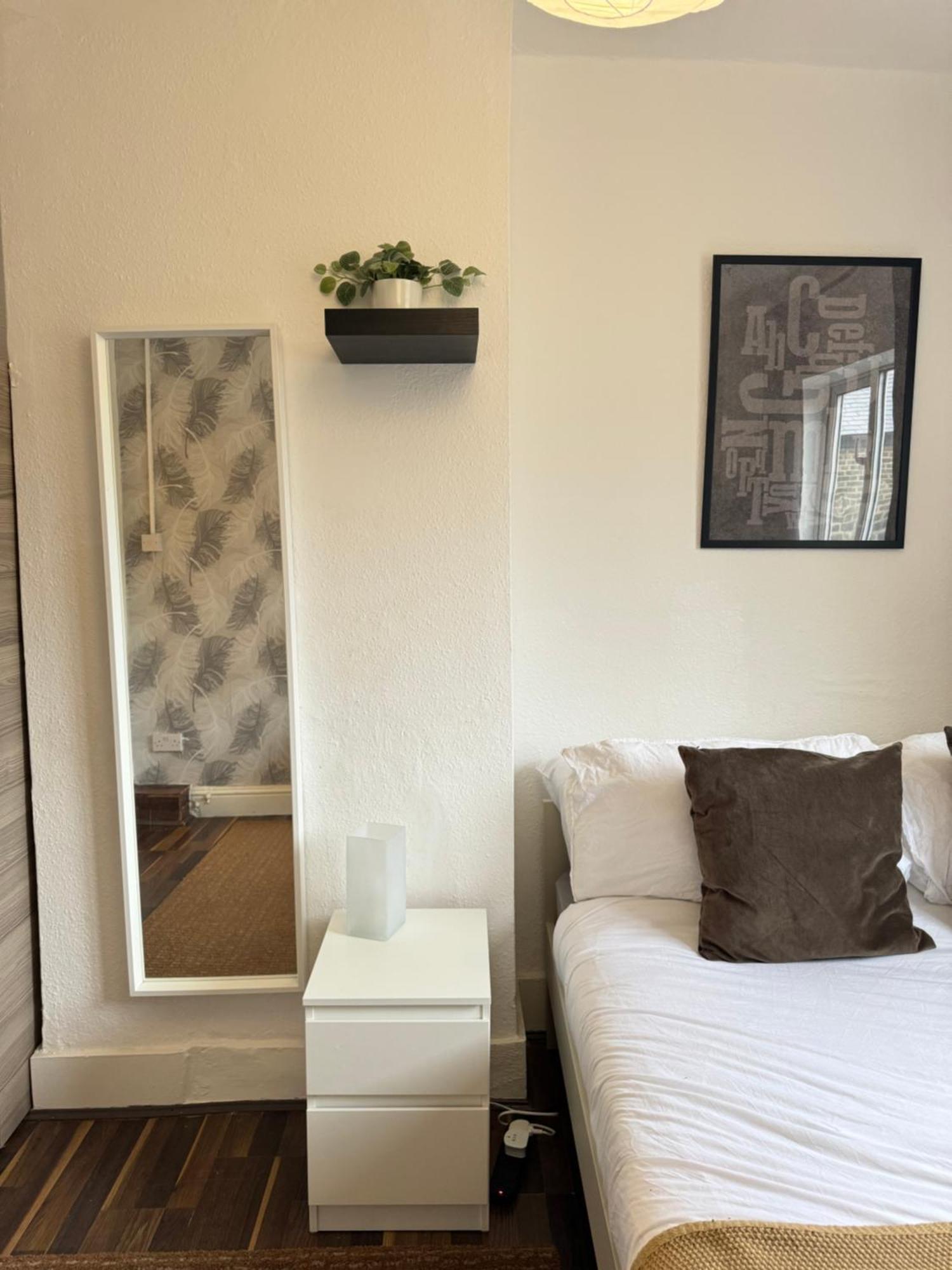 2 Bed Apt Sofa Bed Up To 6 London Kültér fotó