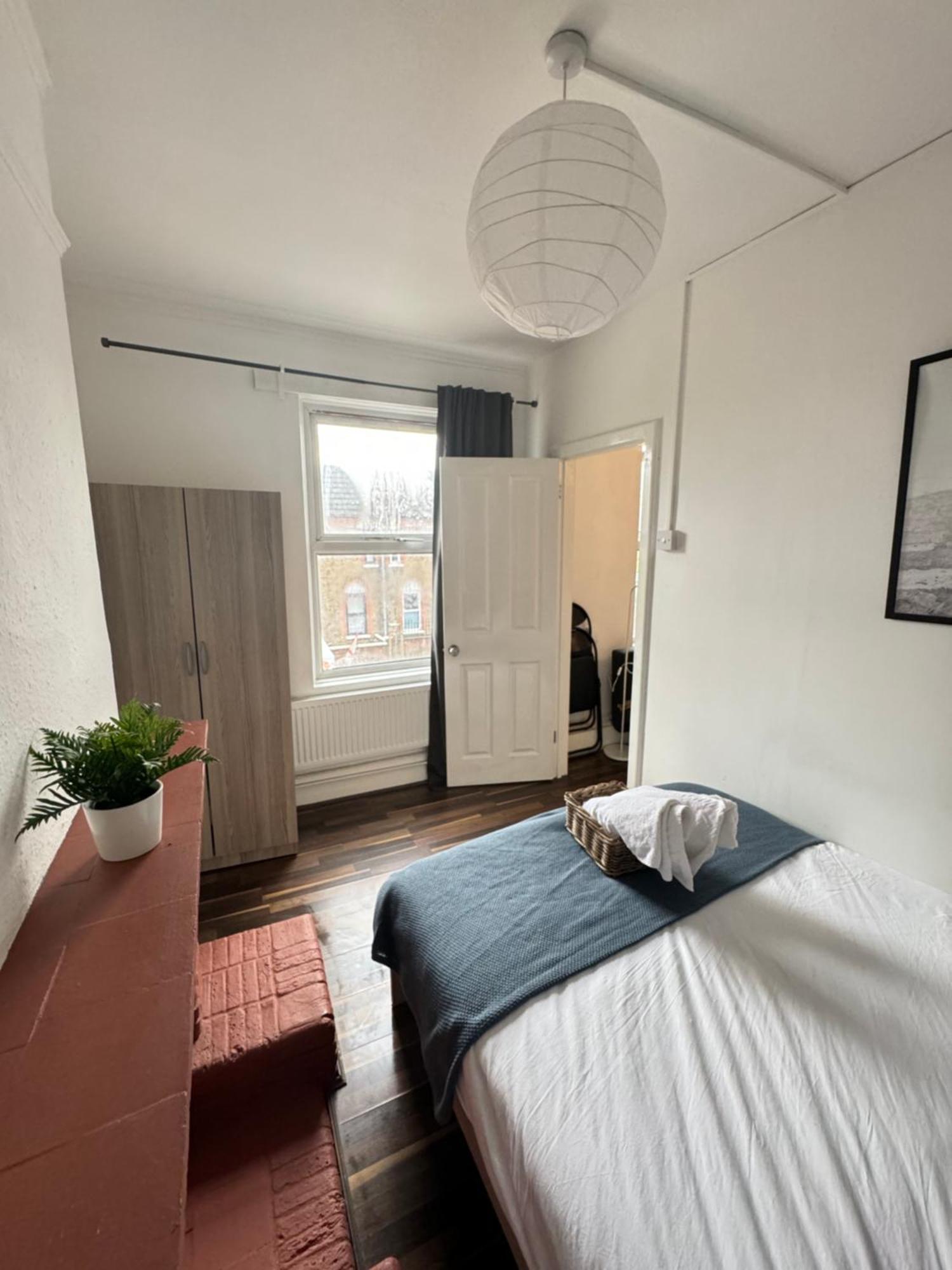 2 Bed Apt Sofa Bed Up To 6 London Kültér fotó