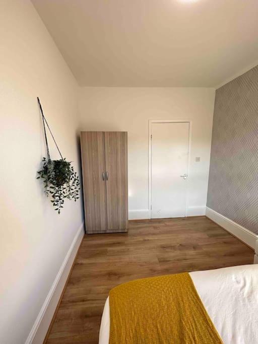 2 Bed Apt Sofa Bed Up To 6 London Kültér fotó