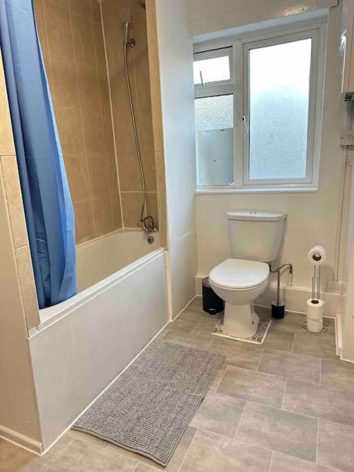 2 Bed Apt Sofa Bed Up To 6 London Kültér fotó